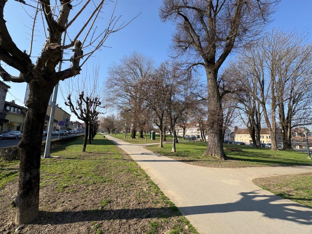Fotografija parka na Trgu hrvatskih branitelja